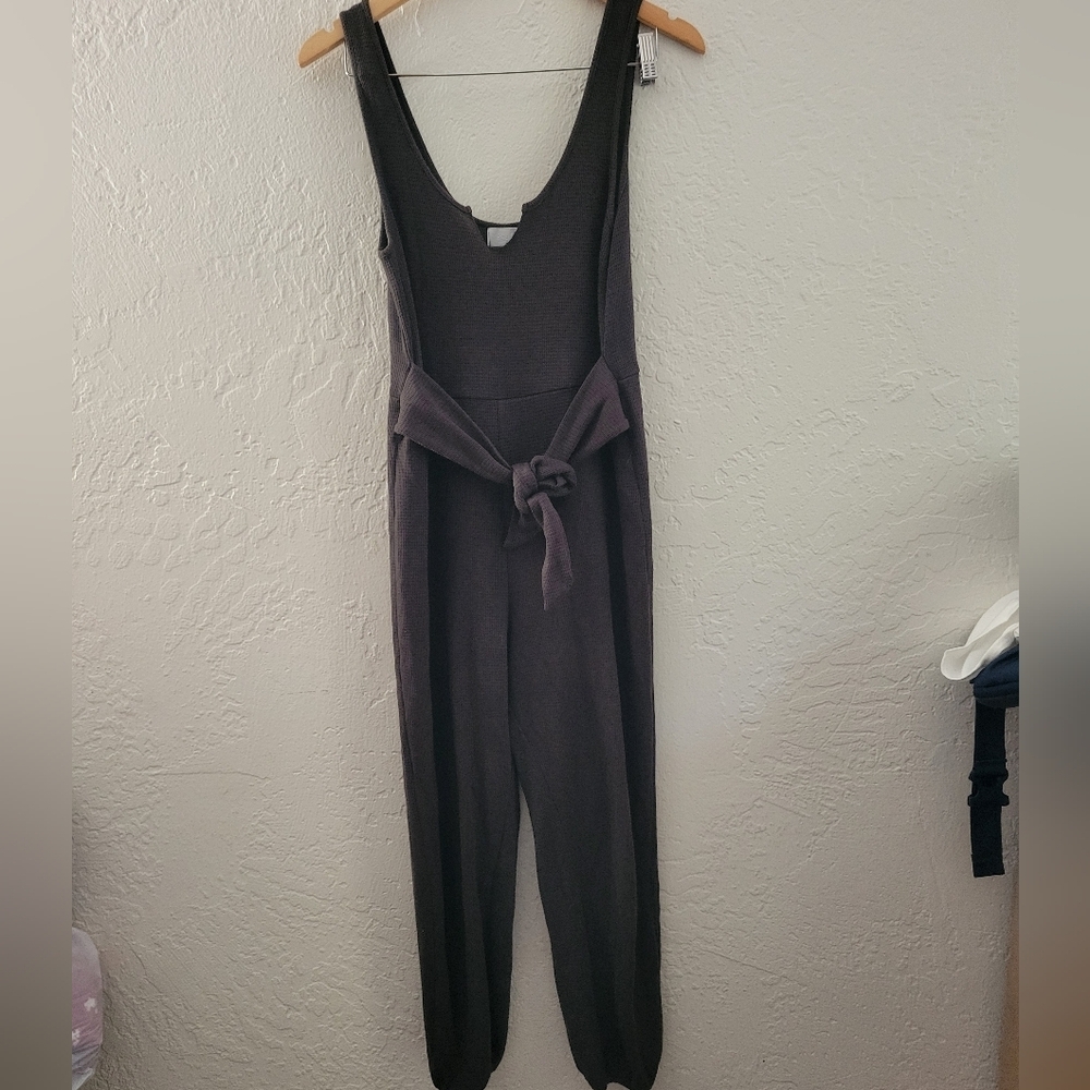 Isalis Jumpsuit Size Large